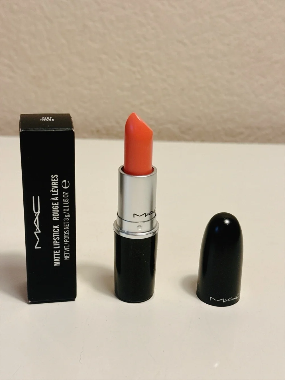MAC Matte Lipstick Riot House A36 3g / 0.1 oz New in Box Discontinued Shade